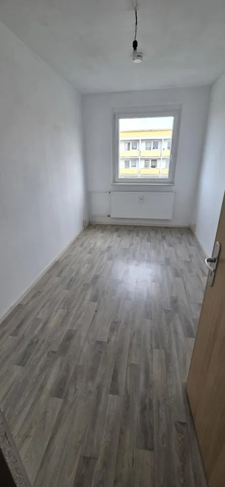 3 Zimmer Wohnung mit 69 m² in Werdau – Bild 3