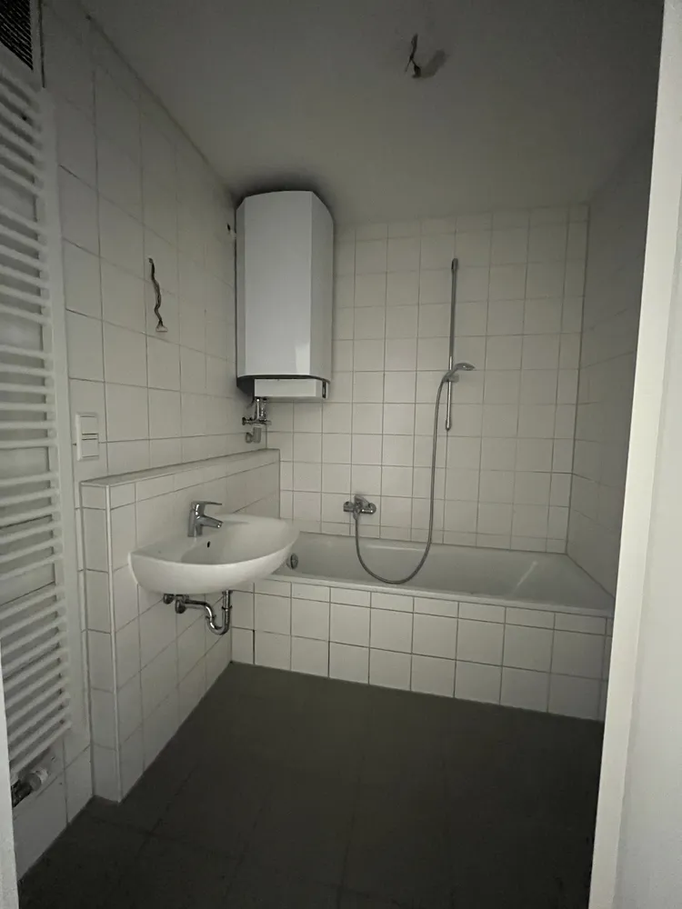 4 Zimmer Wohnung mit 99 m² in Karlsruhe – Bild 8