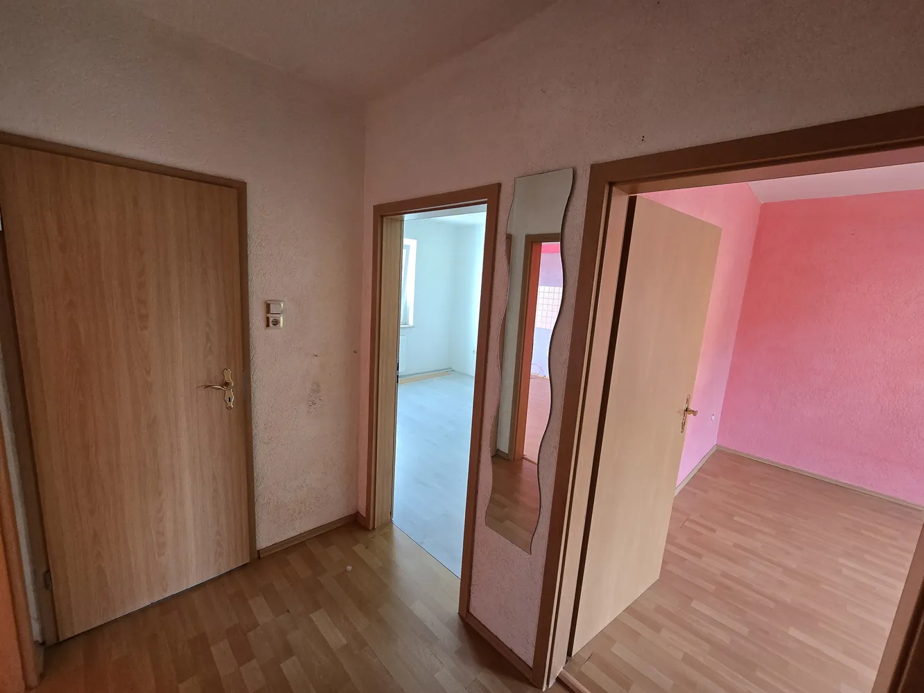 2 Zimmer Wohnung mit 55 m² in Duisburg – Bild 2