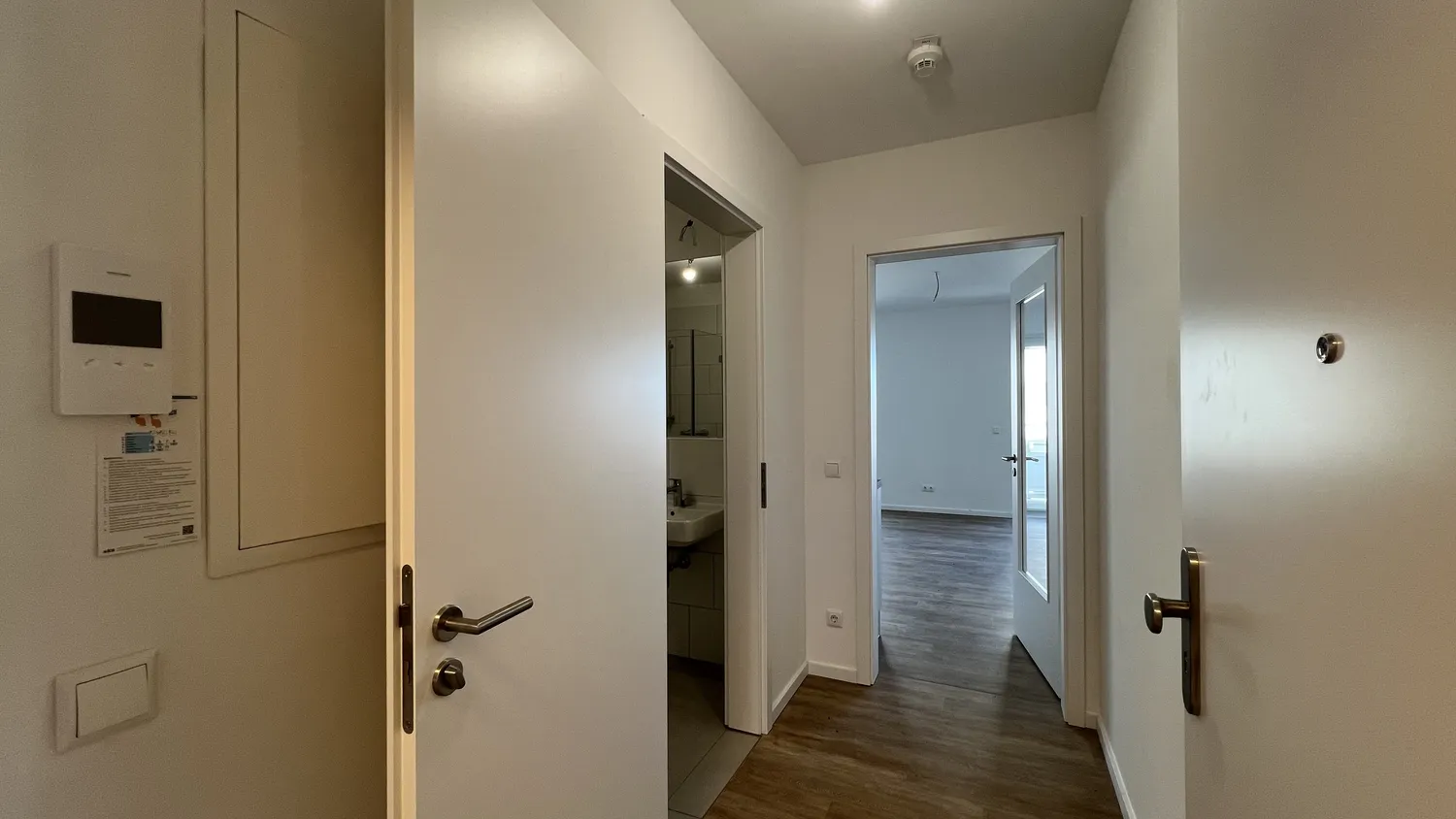 2 Zimmer Wohnung mit 54 m² in Berlin – Bild 6