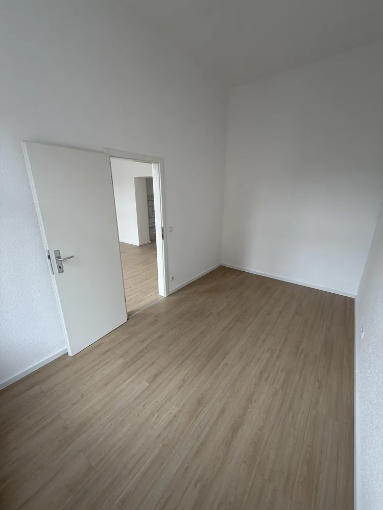 2 Zimmer Wohnung mit 55 m² in Krefeld – Bild 3