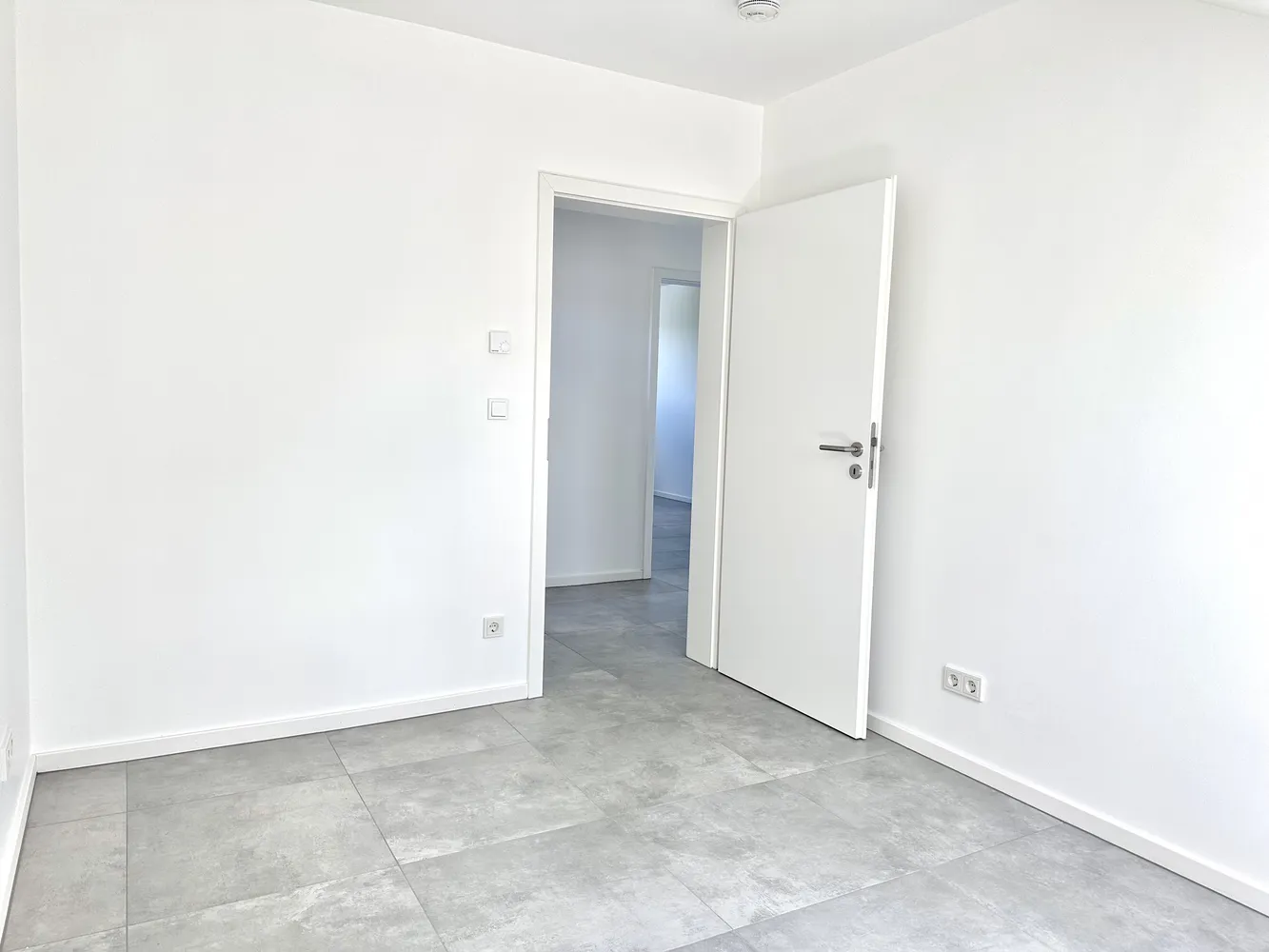 4 Zimmer Wohnung mit 82 m² in Wiesbaden – Bild 12