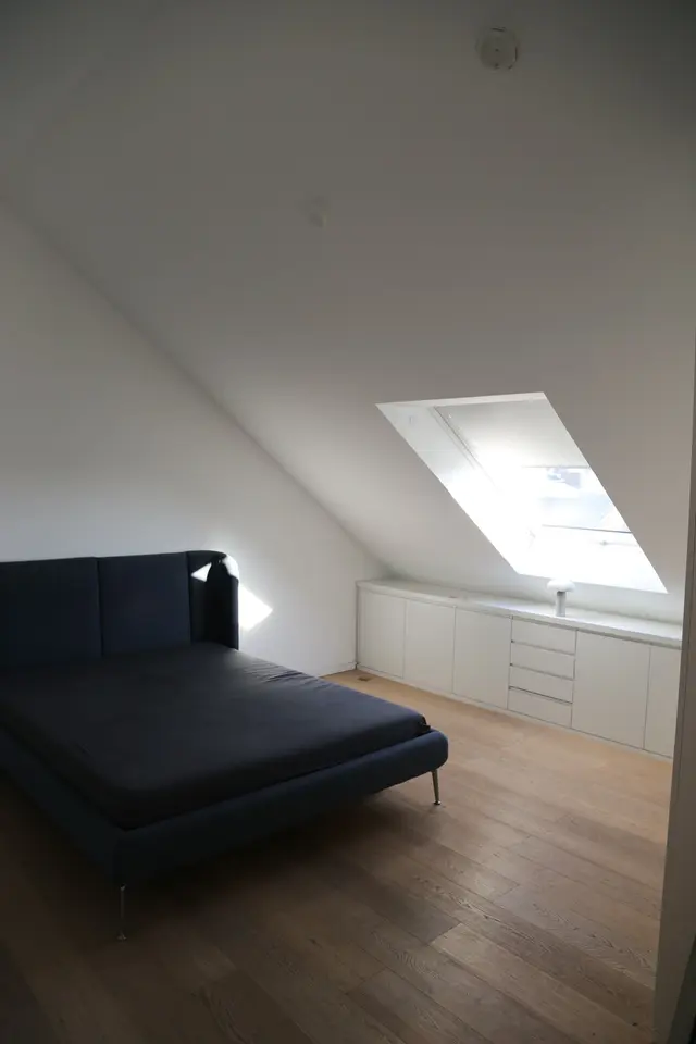 4 Zimmer Wohnung mit 125 m² in Frankfurt am Main – Bild 3