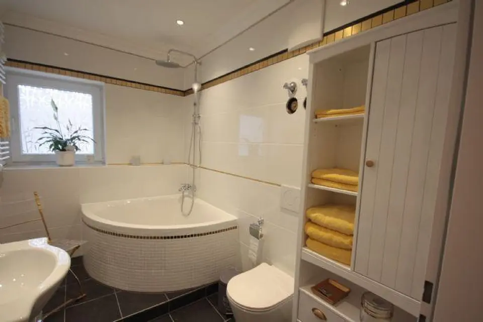 WG-Zimmer mit 68 m² in Traunstein – Bild 4