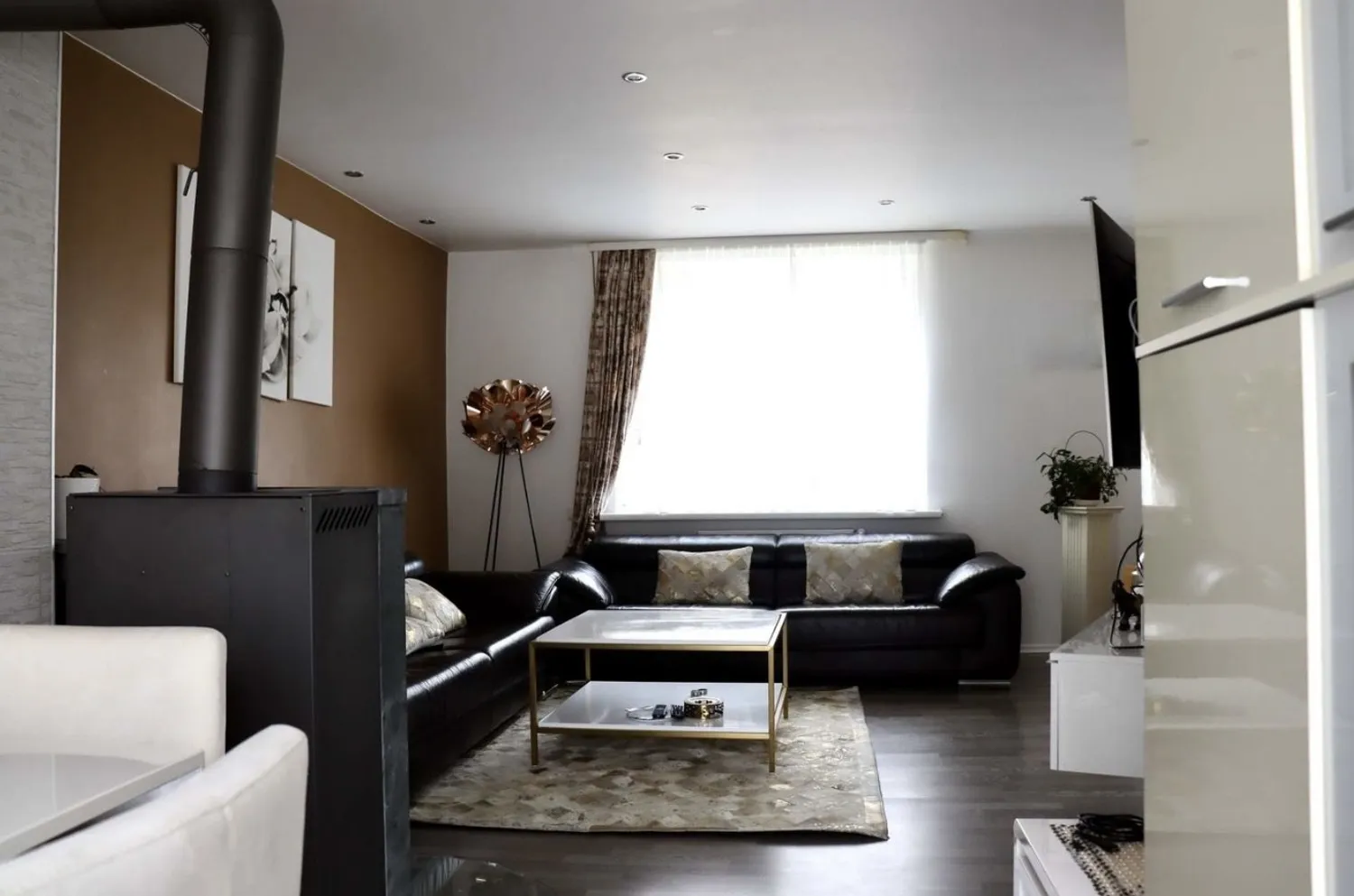 5 Zimmer Wohnung mit 150 m² in Mannheim – Bild 1