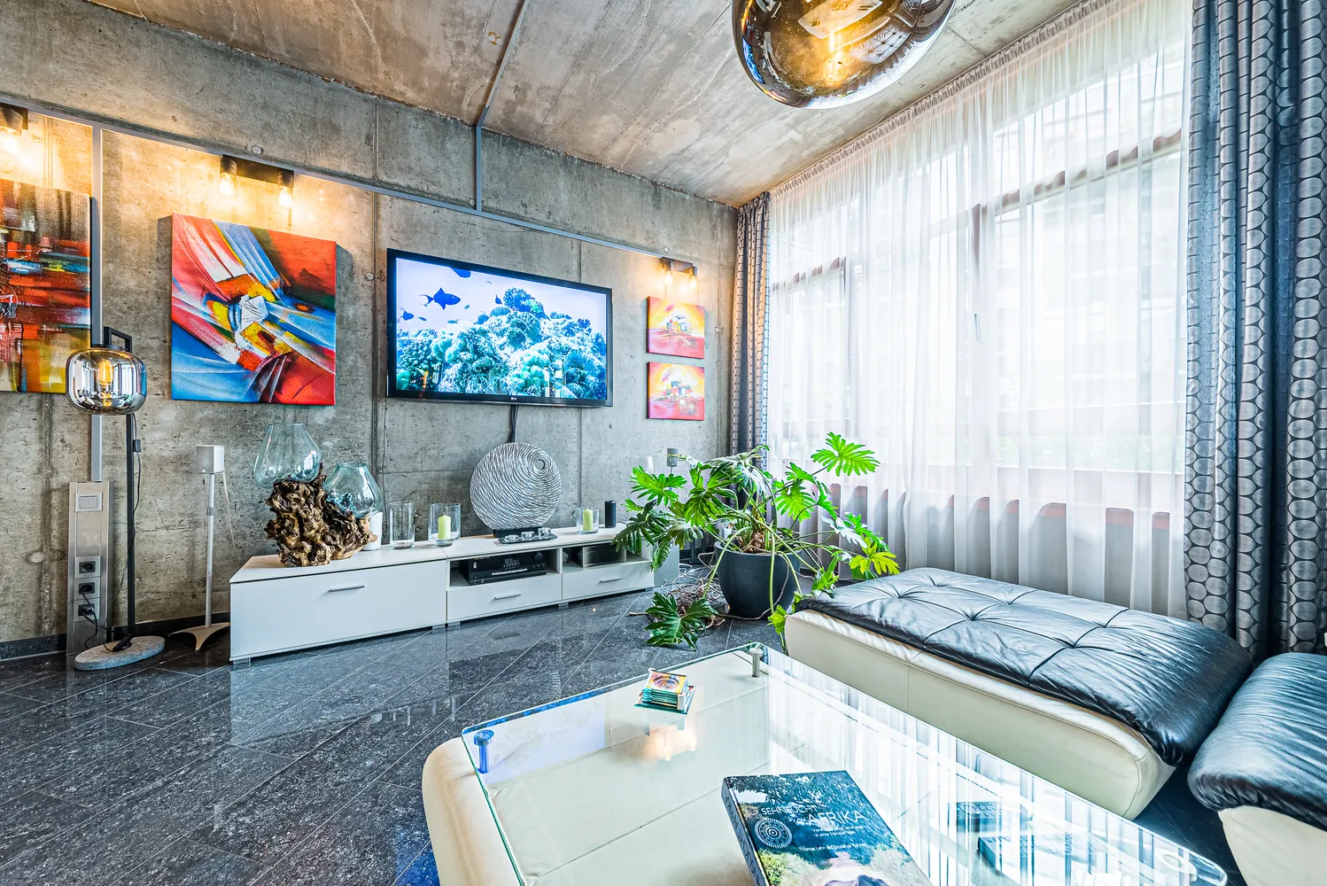 2 Zimmer Wohnung mit 170 m² in Frankfurt am Main – Bild 6