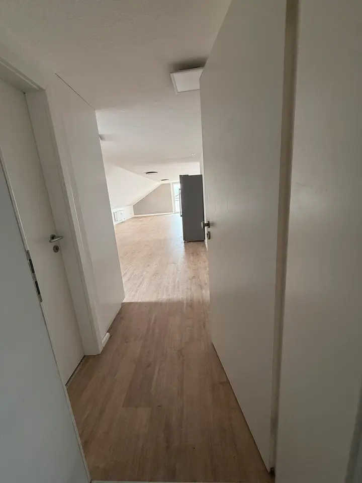 2 Zimmer Wohnung mit 90 m² in Karlsruhe – Bild 7