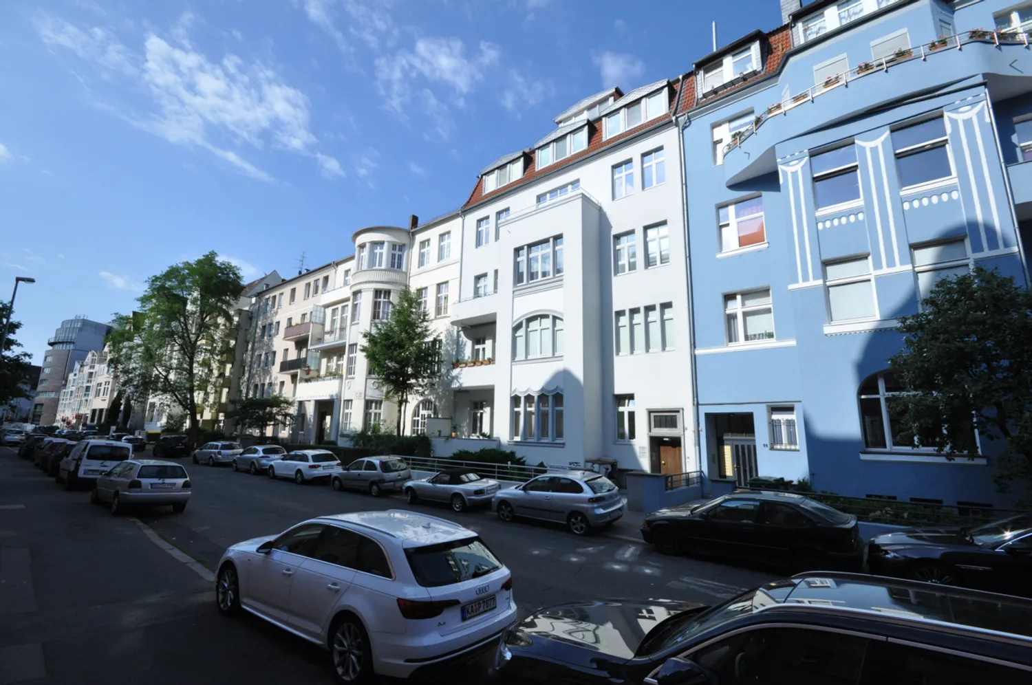 6 Zimmer Wohnung mit 246 m² in Hannover – Bild 2