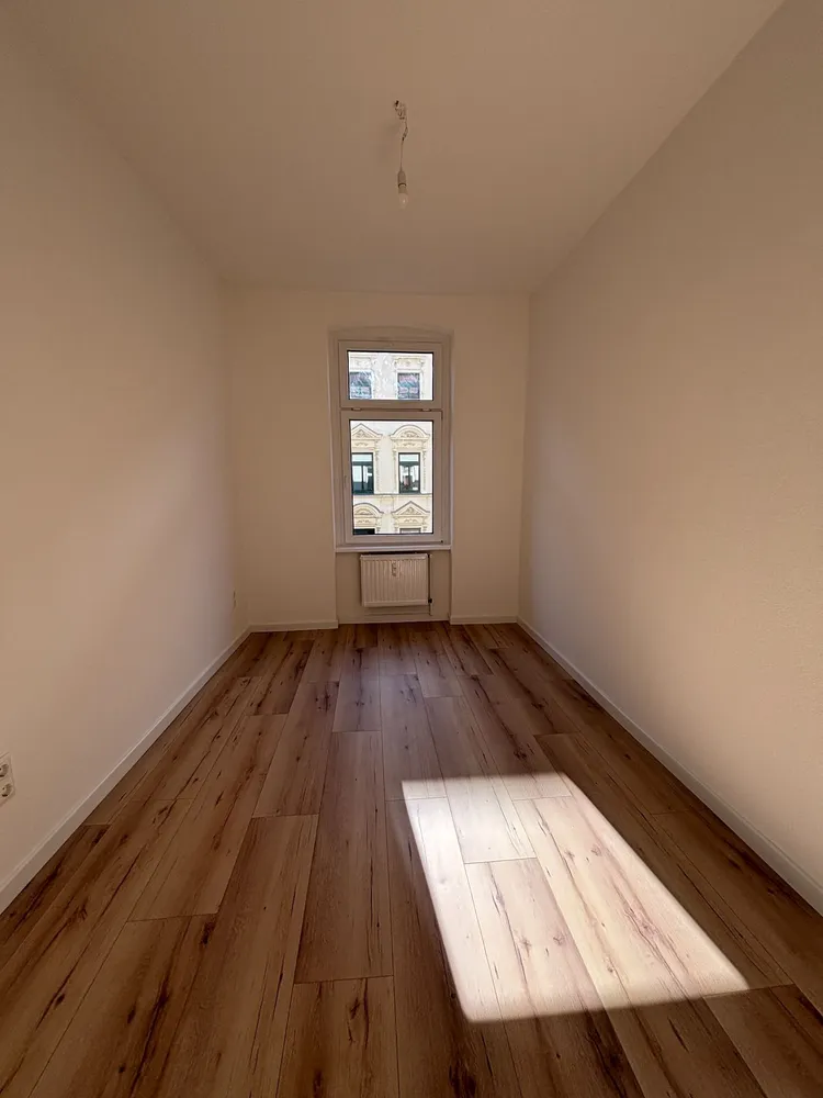 4 Zimmer Wohnung mit 74 m² in Halle (Saale) – Bild 6