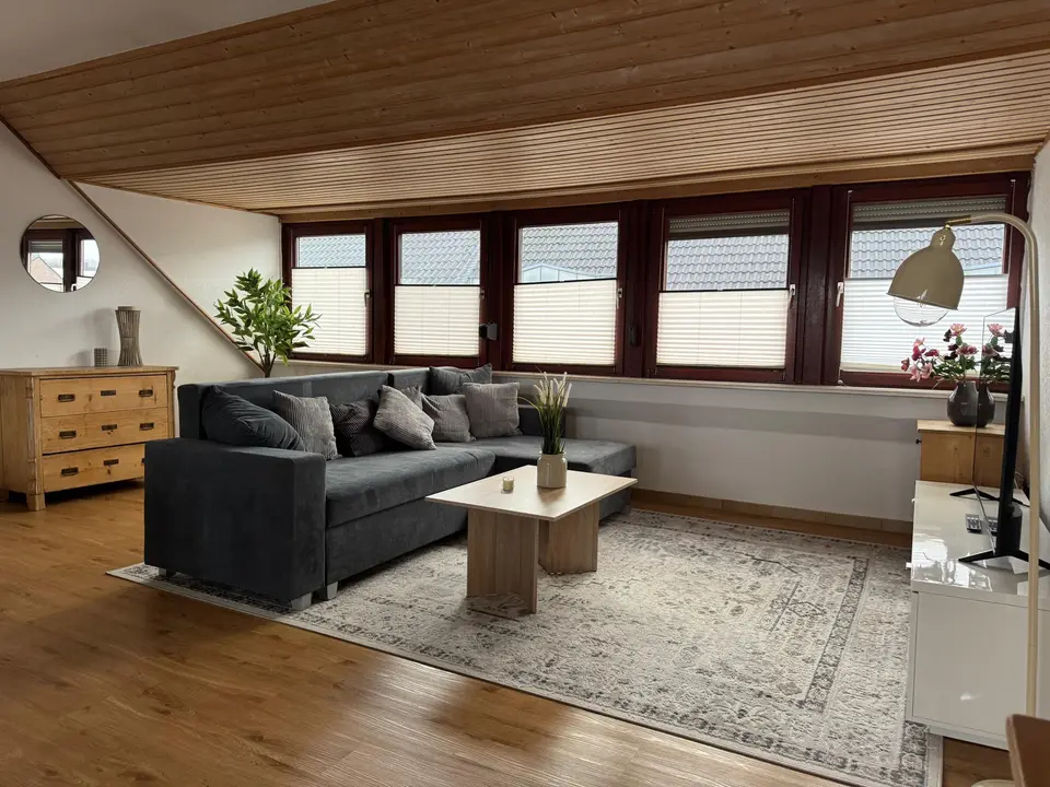 WG-Zimmer mit 85 m² in Kamp-Lintfort – Bild 1