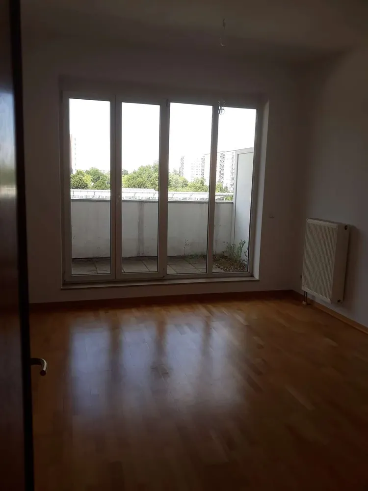 3 Zimmer Wohnung mit 70 m² in Berlin – Bild 2