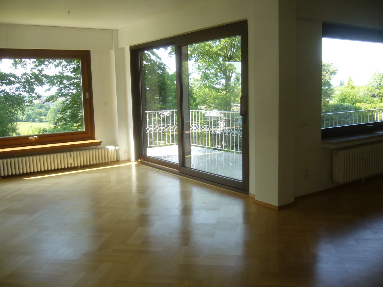 5 Zimmer Wohnung mit 173 m² in Leverkusen – Bild 2