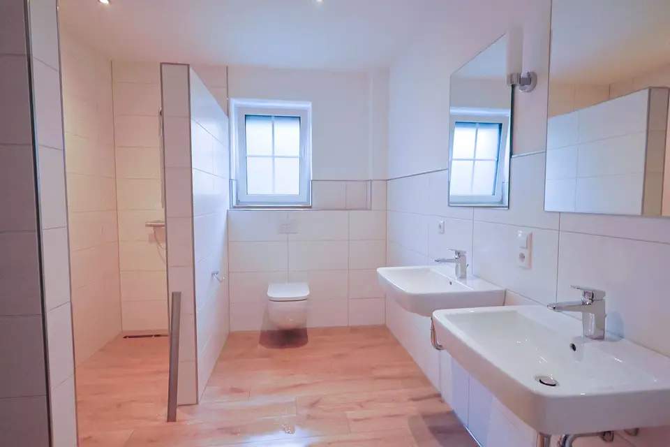 6 Zimmer Wohnung mit 155 m² in Oldenburg – Bild 10