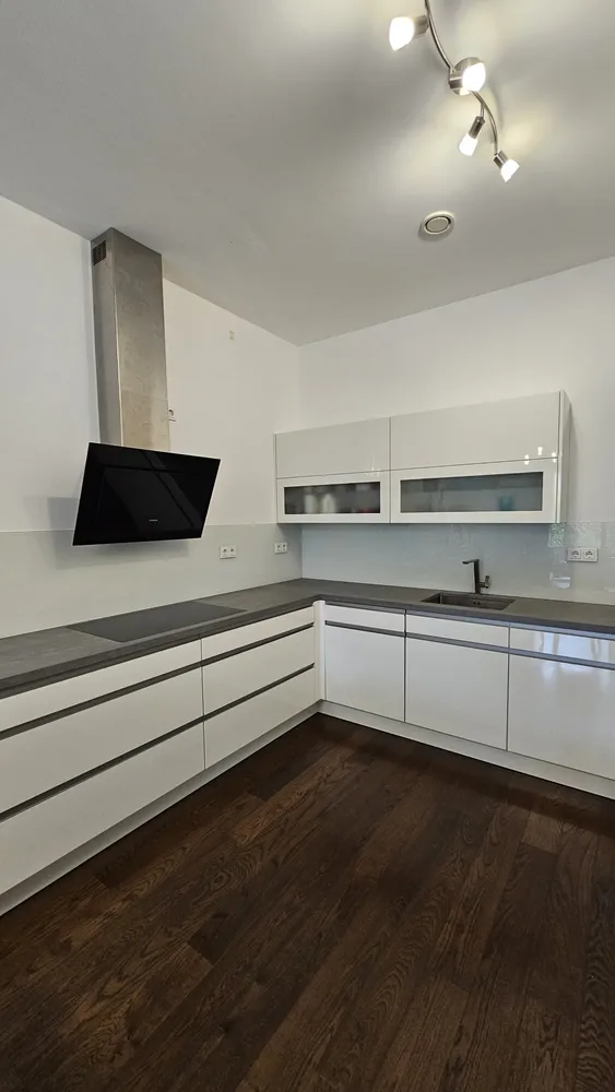 2 room apartment with 76 m² in Cologne – Photo 2