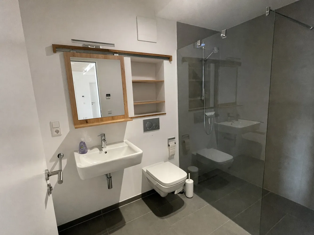 3 Zimmer Wohnung mit 93 m² in Düsseldorf – Bild 4