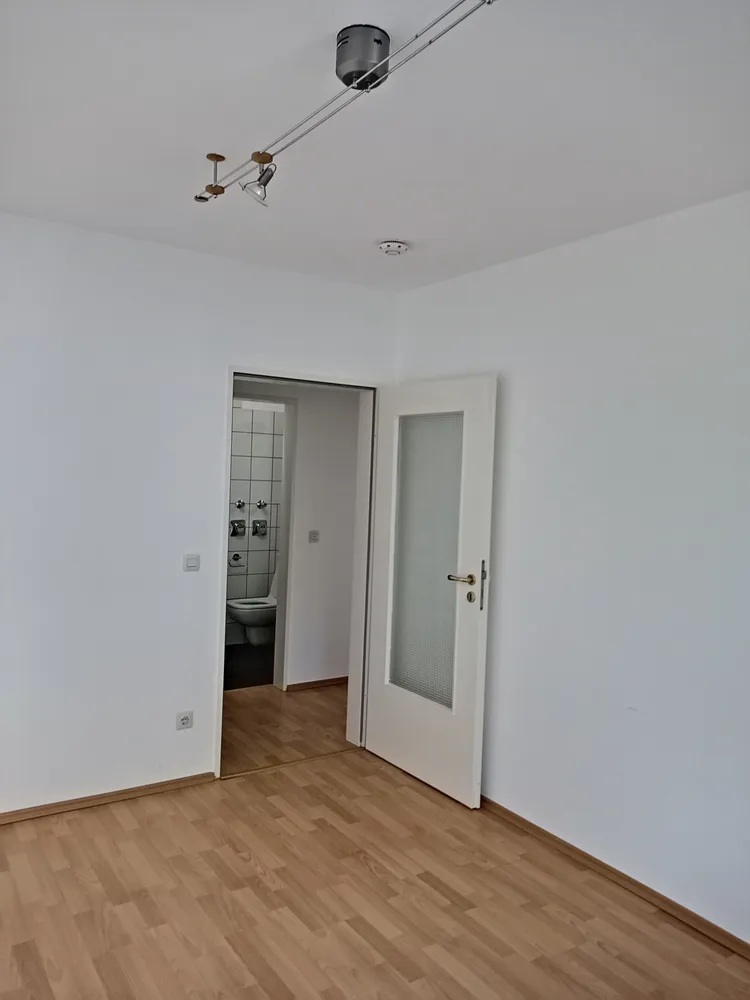 3 Zimmer Wohnung mit 95 m² in Hannover – Bild 6