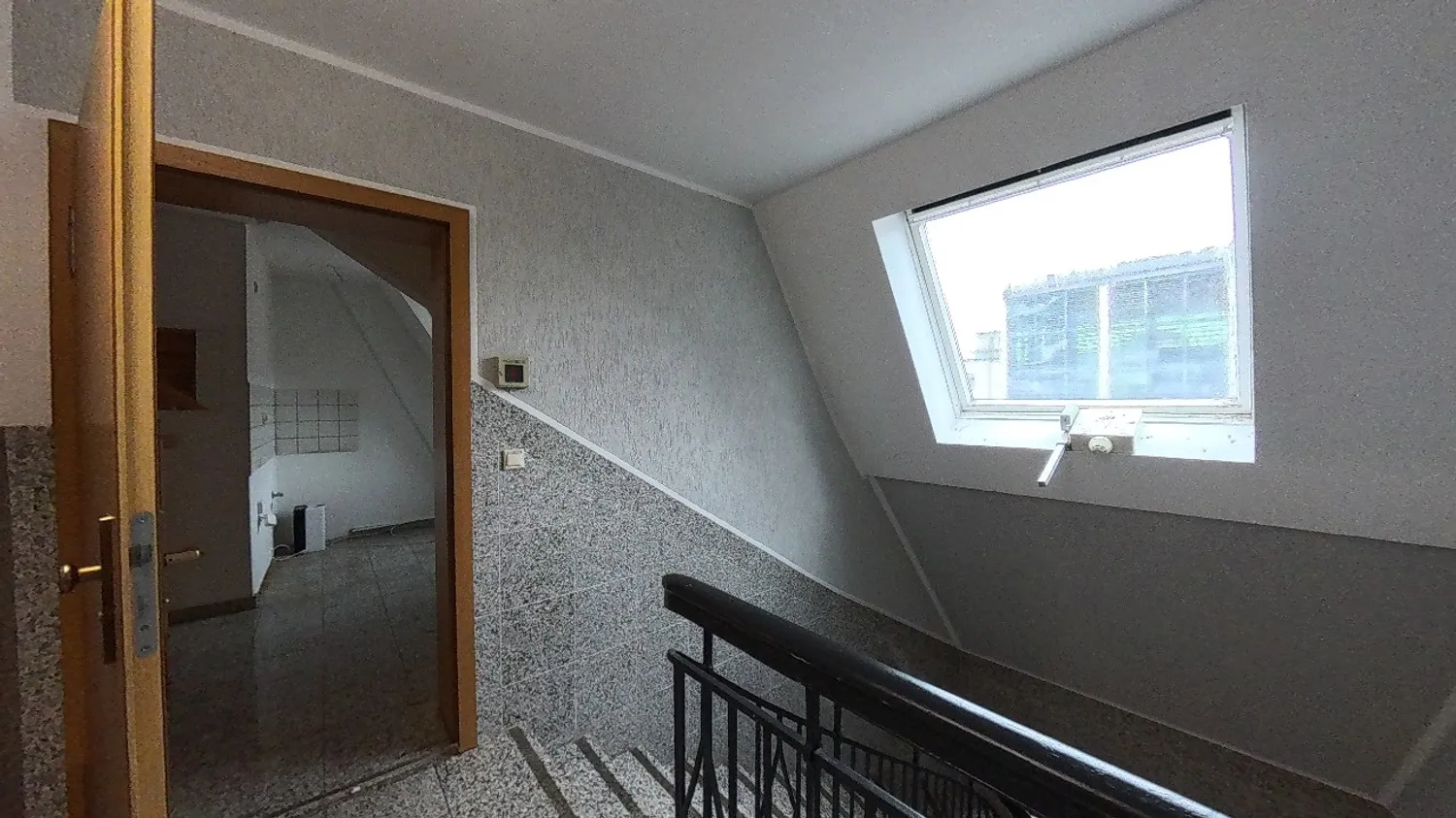 2 Zimmer Wohnung mit 45 m² in Halle (Saale) – Bild 2