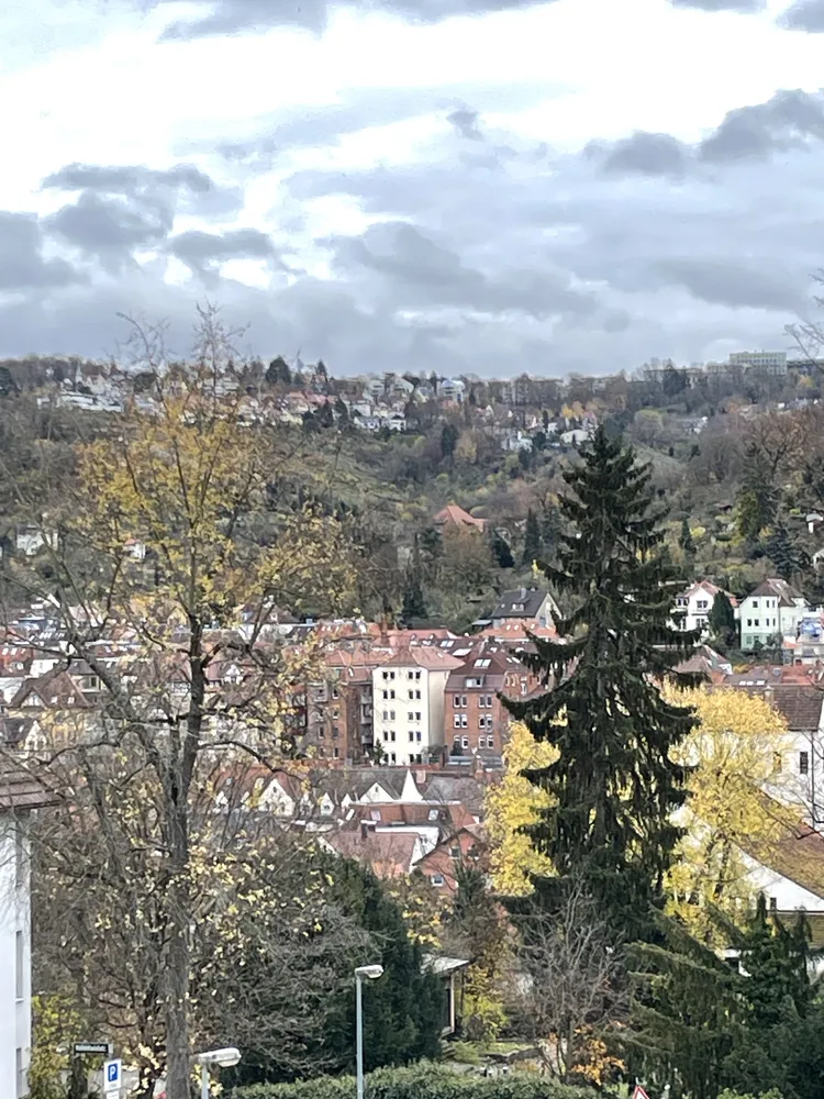 4 Zimmer Wohnung mit 87 m² in Stuttgart – Bild 1