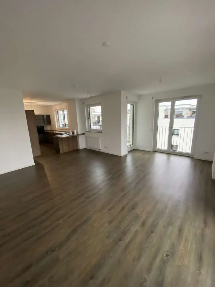 4 Zimmer Wohnung mit 115 m² in Nürnberg – Bild 1