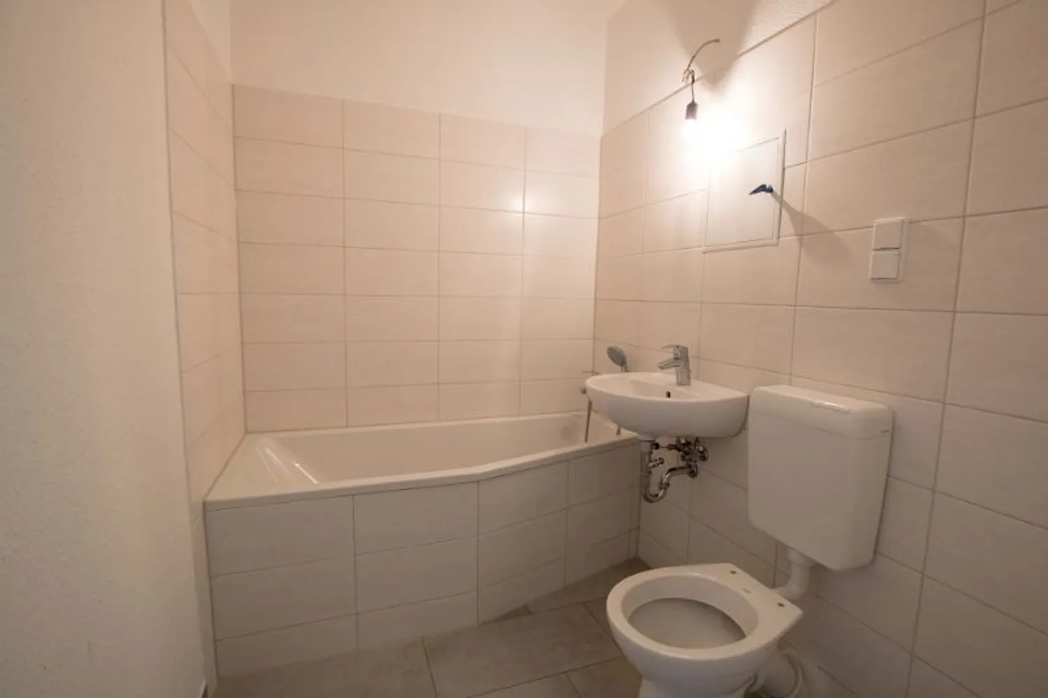3 Zimmer Wohnung mit 56 m² in Halle (Saale) – Bild 8