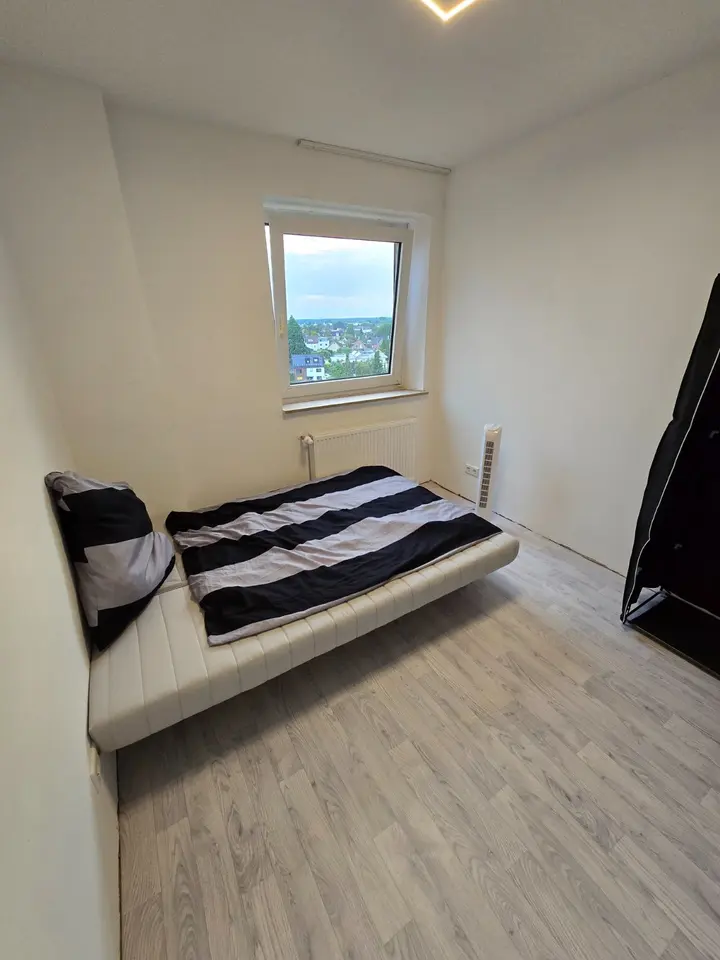 WG-Zimmer mit 80 m² in Langenfeld – Bild 4