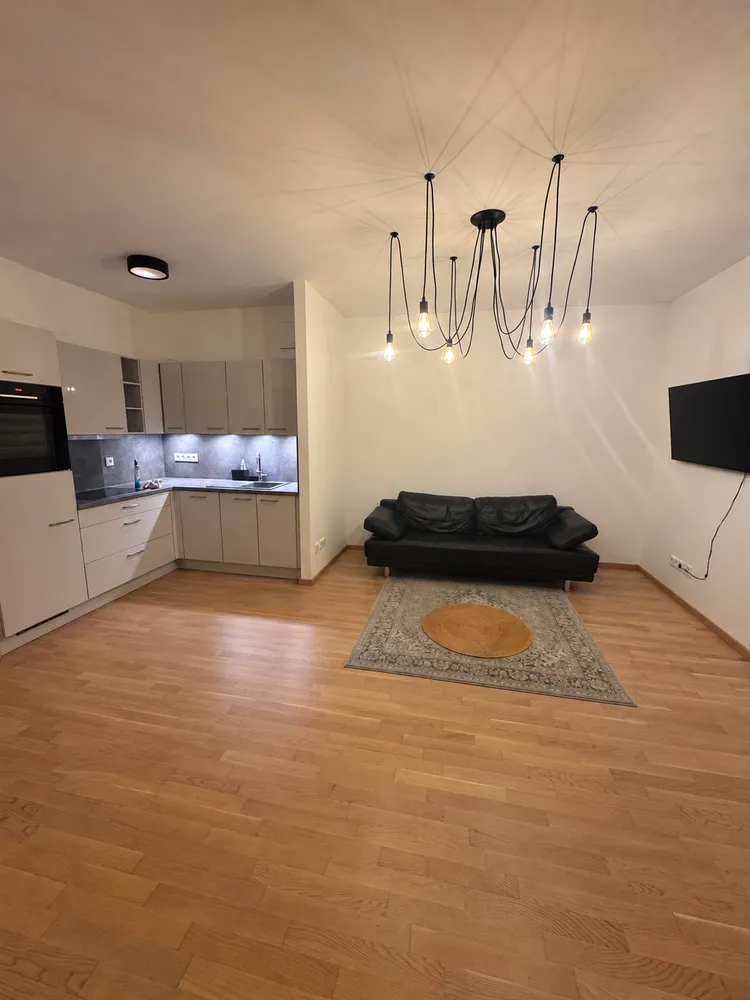 2 Zimmer Wohnung mit 62 m² in Berlin – Bild 2