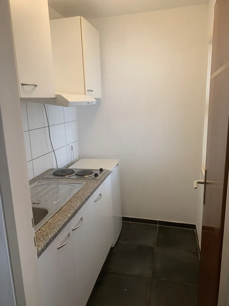 1 room apartment with 33 m² in Stuttgart – Photo 5