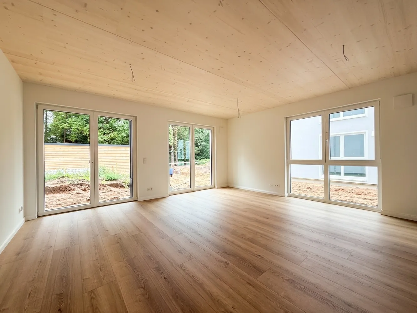 2 Zimmer Wohnung mit 73 m² in Hamburg – Bild 2