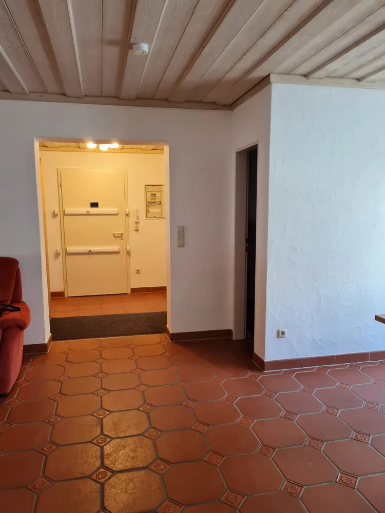 2 Zimmer Wohnung mit 98 m² in Weiden in der Oberpfalz – Bild 9