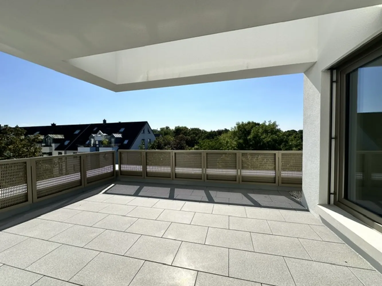 3 Zimmer Wohnung mit 113 m² in Köln – Bild 2