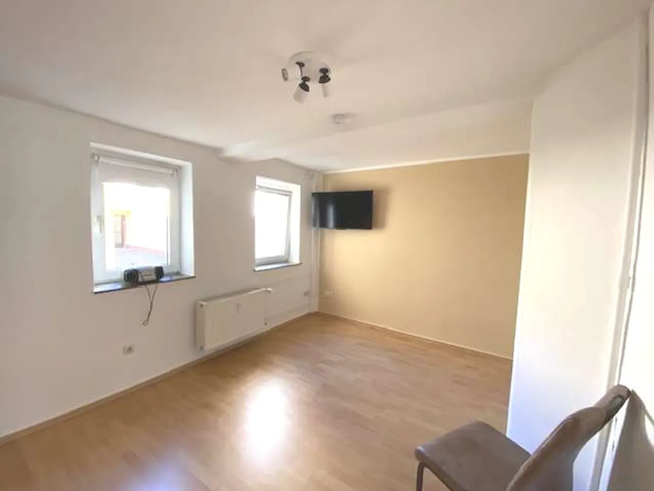 1 room apartment with 30 m² in Bonn – Photo 2
