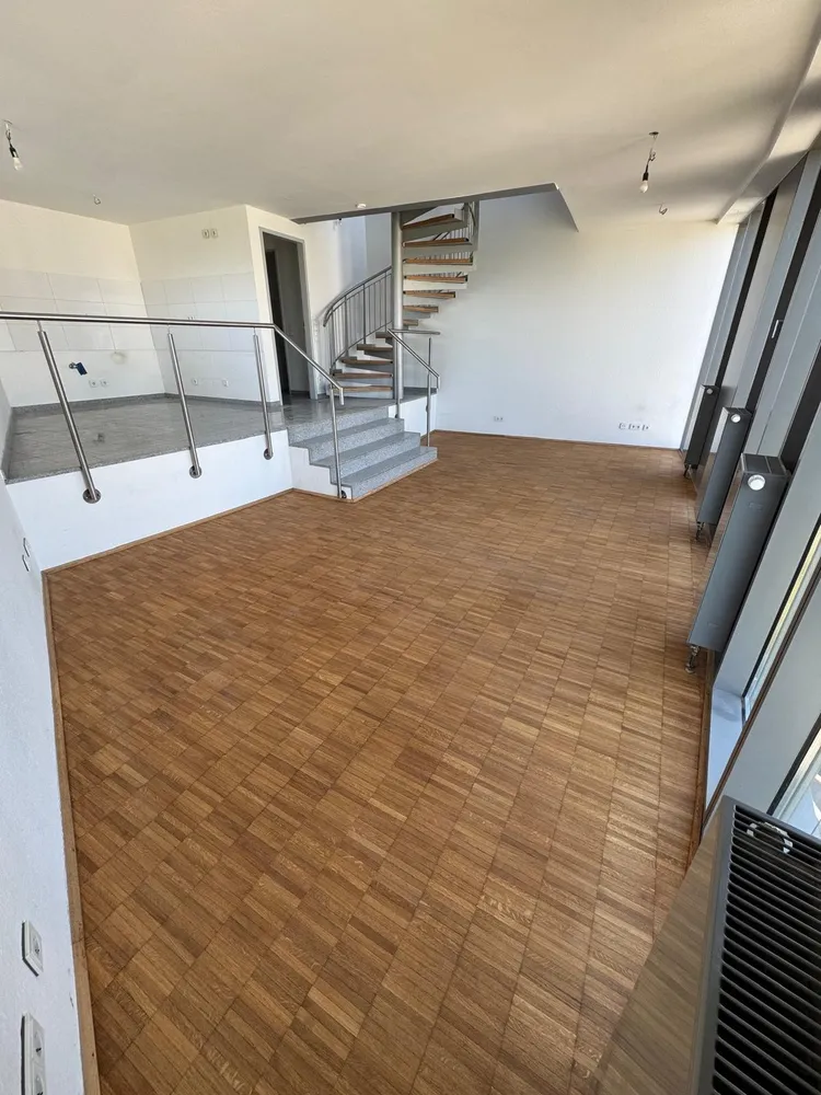 4 Zimmer Wohnung mit 86 m² in Köln – Bild 2