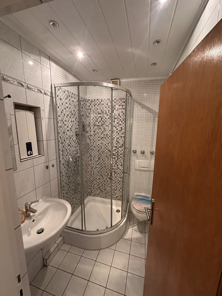 5 Zimmer Wohnung mit 100 m² in Duisburg – Bild 9
