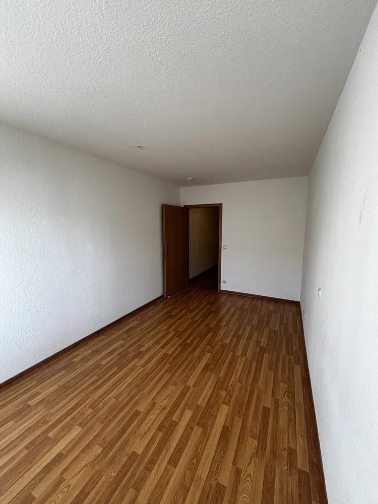 2 Zimmer Wohnung mit 55 m² in Werdau – Bild 2