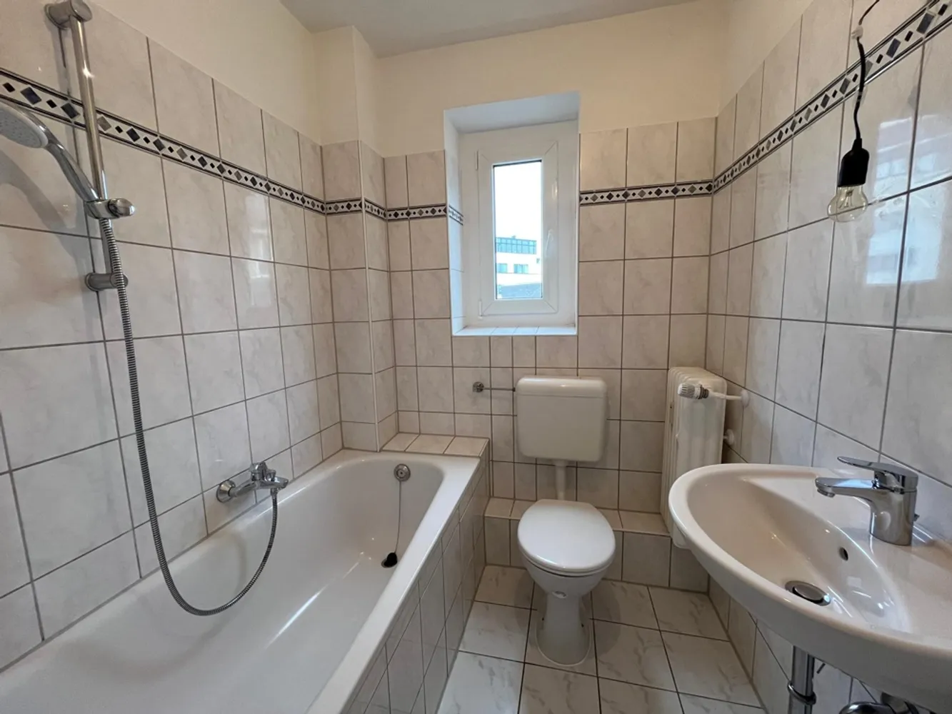 2 Zimmer Wohnung mit 58 m² in Wuppertal – Bild 3