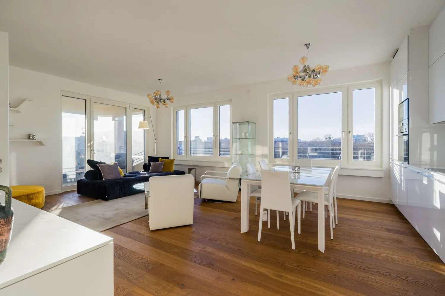 4 Zimmer Wohnung mit 119 m² in Berlin – Bild 2