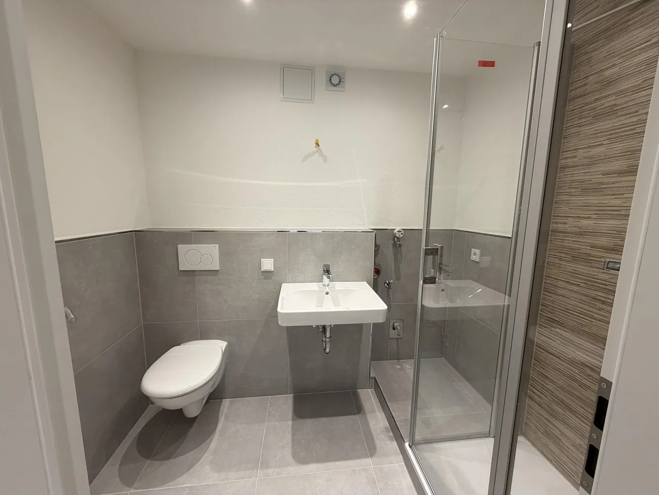 2 room apartment with 60 m² in Wiesbaden – Photo 2