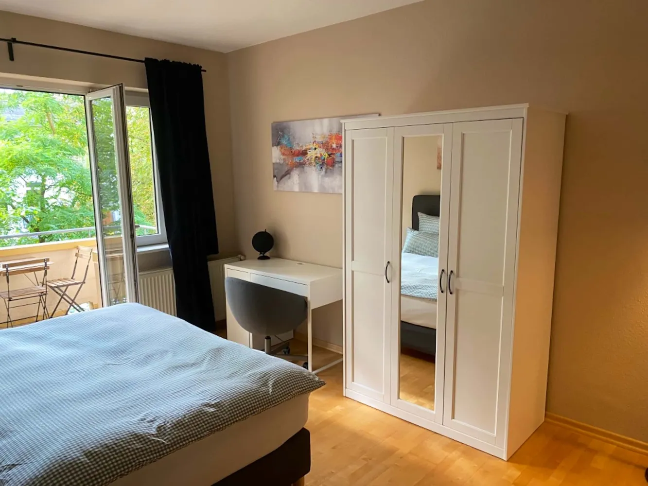 Shared room with 25 m² in Frankfurt am Main – Photo 3