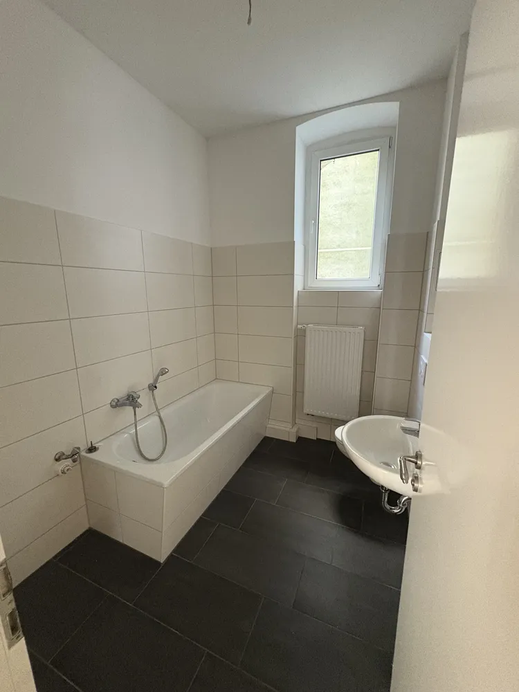 3 Zimmer Wohnung mit 95 m² in Frankfurt (Oder) – Bild 2