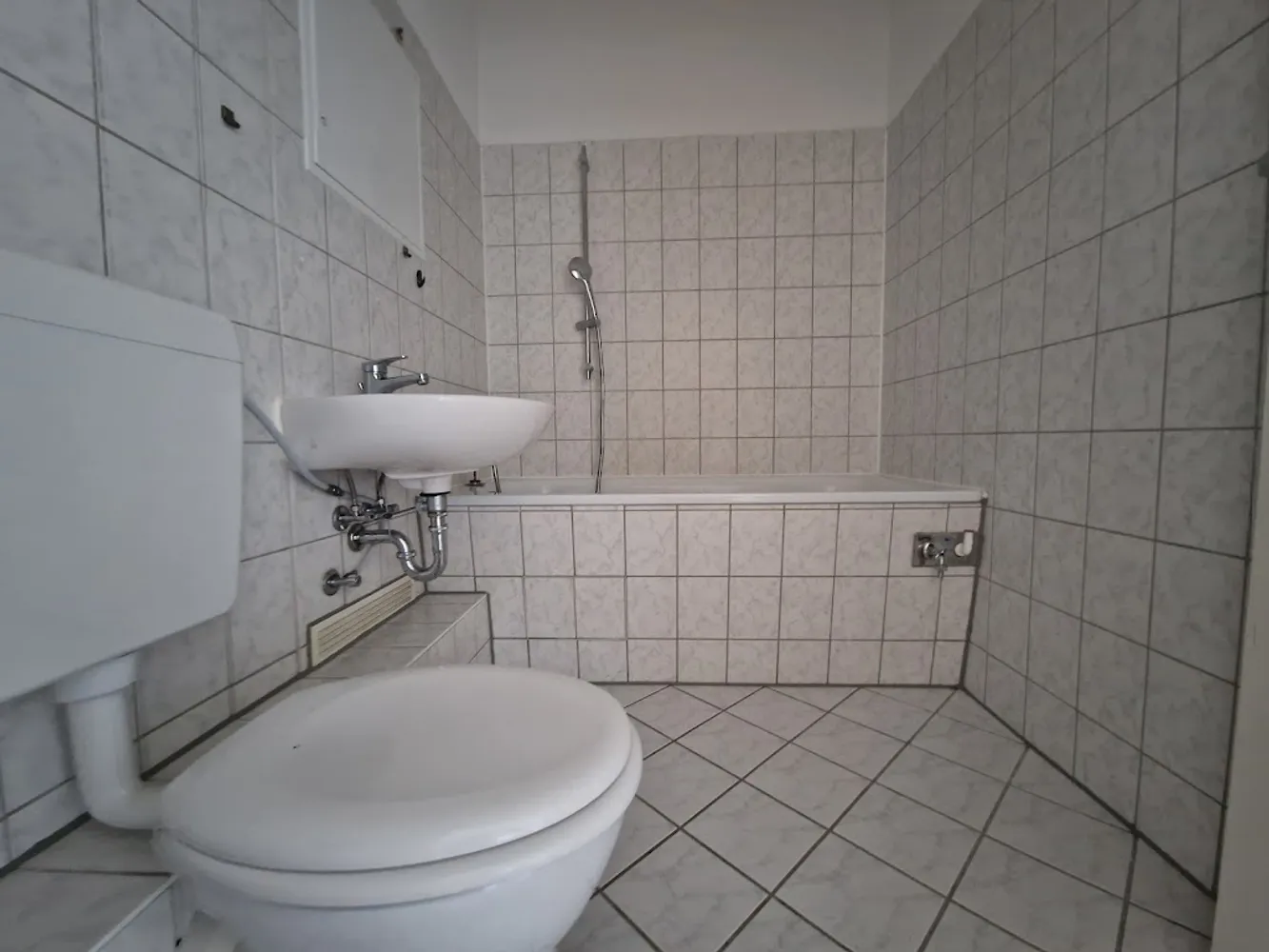 3 Zimmer Wohnung mit 60 m² in Halle (Saale) – Bild 11