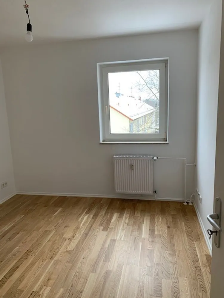 4 Zimmer Wohnung mit 90 m² in Nürnberg – Bild 4