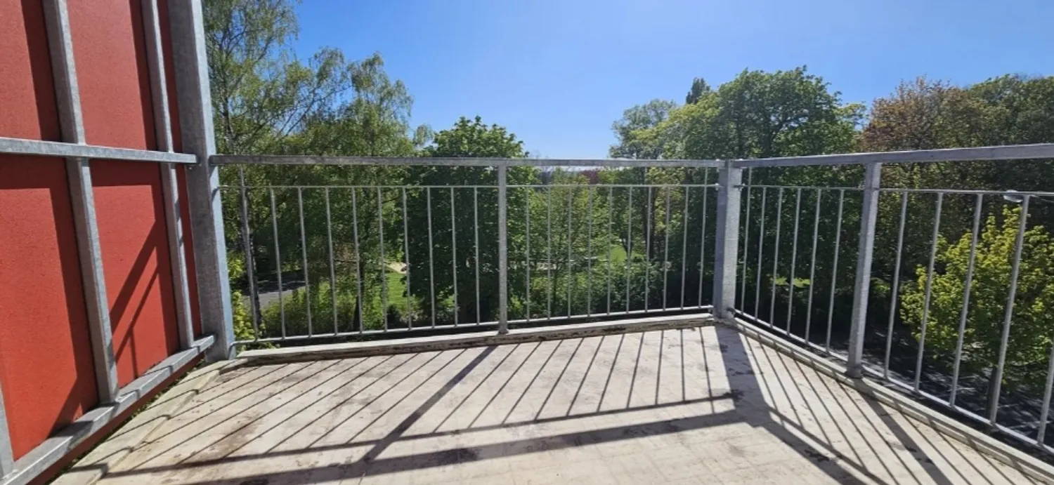 5 room apartment with 120 m² in Chemnitz – Photo 1
