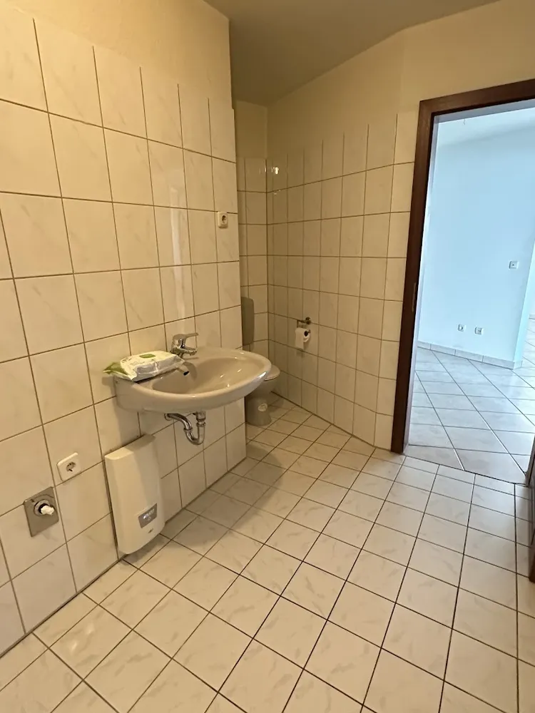 2 Zimmer Wohnung mit 66 m² in Essen – Bild 6