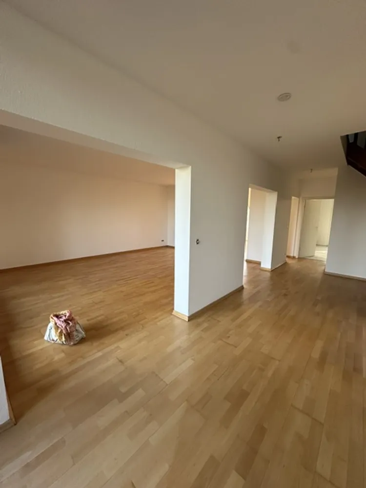 2 room apartment with 118 m² in Düsseldorf – Photo 4