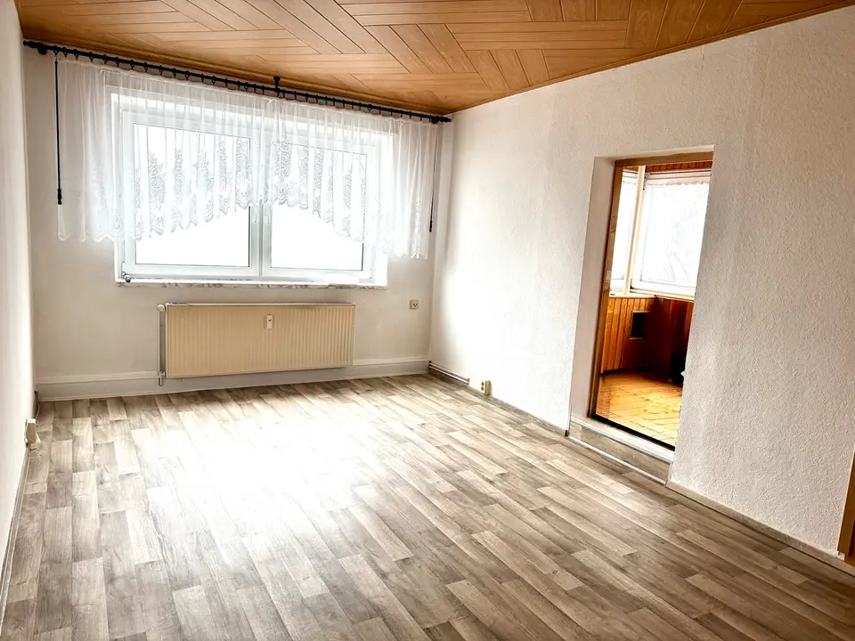 5 Zimmer Wohnung mit 106 m² in Schmalkalden – Bild 1