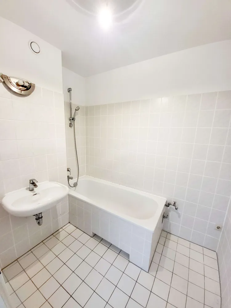 3 room apartment with 81 m² in Berlin – Photo 11