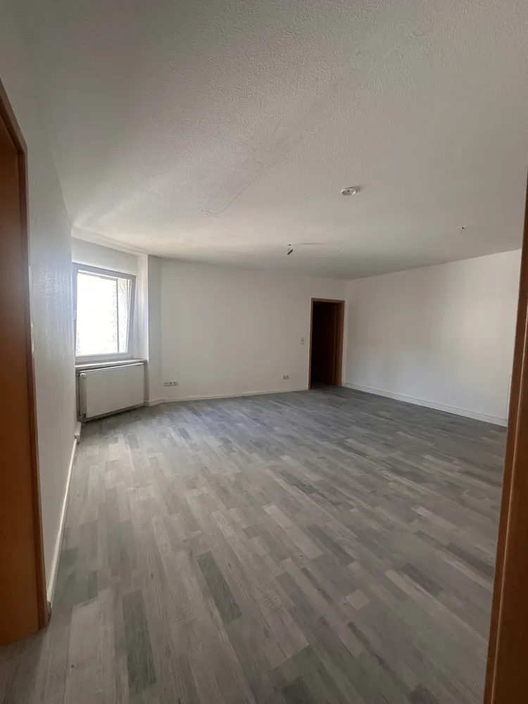 3 Zimmer Wohnung mit 92 m² in Merseburg – Bild 1