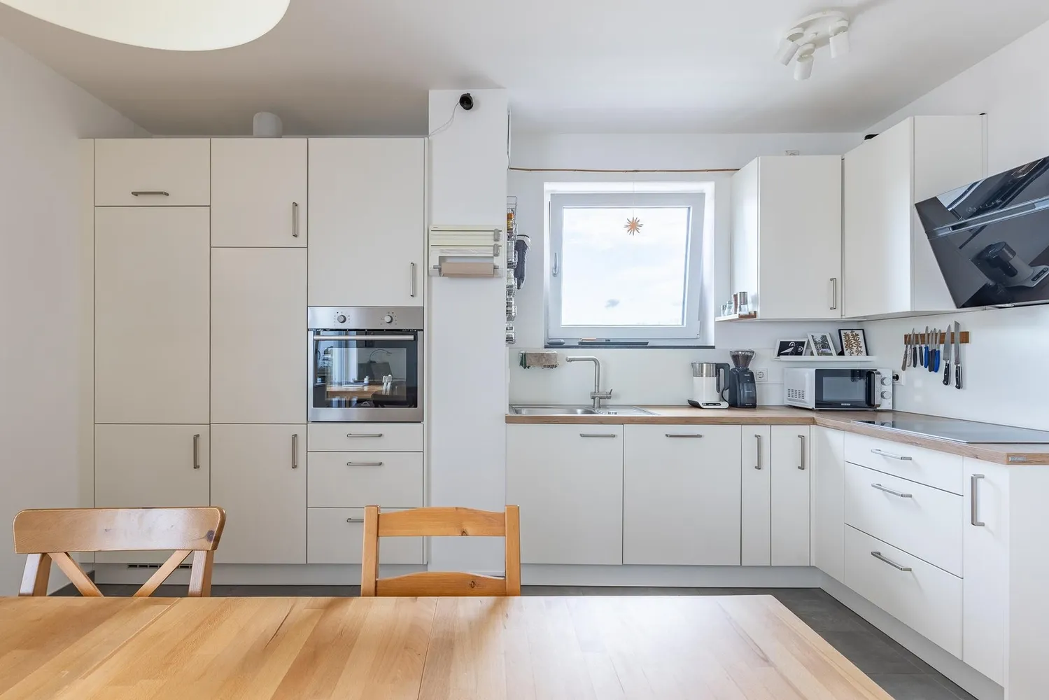 3 Zimmer Wohnung mit 142 m² in Köln – Bild 11