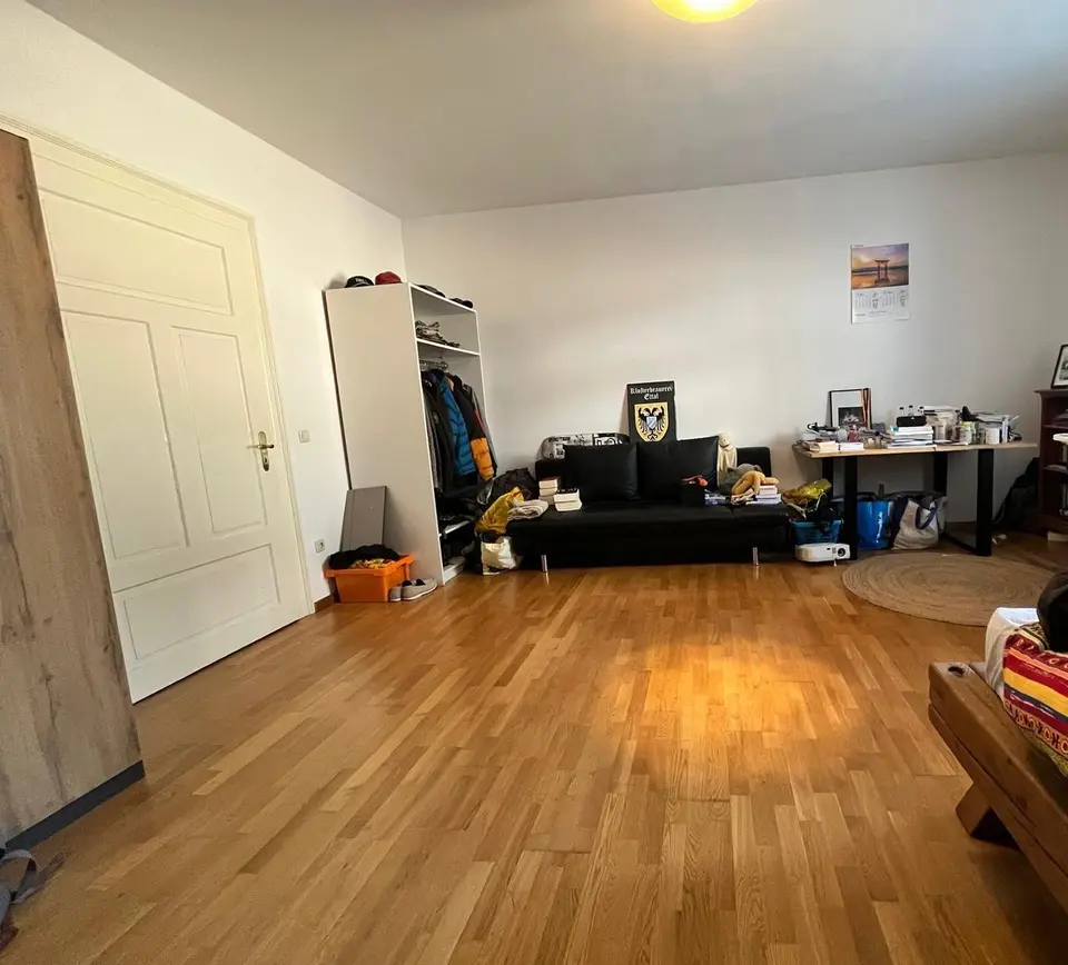 WG-Zimmer mit 140 m² in Regensburg – Bild 3