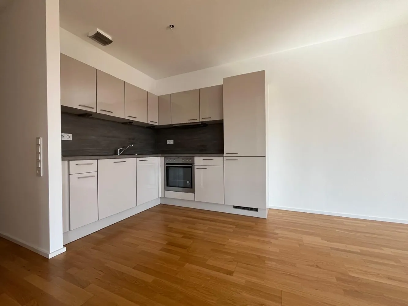 2 Zimmer Wohnung mit 96 m² in Stuttgart – Bild 5